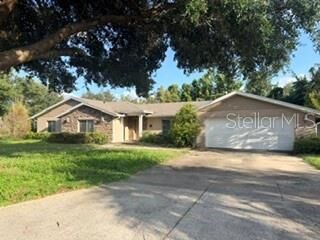 Property Photo: 1826 Banchory Road FL 32789
