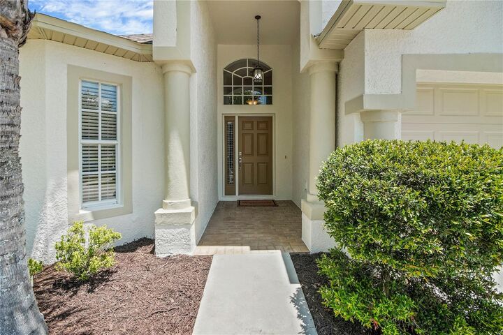 Property Photo:  31113 Stone Arch Avenue  FL 33545 