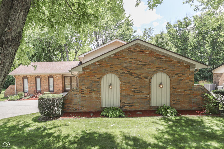 Property Photo:  6843 Glacier Drive  IN 46217 