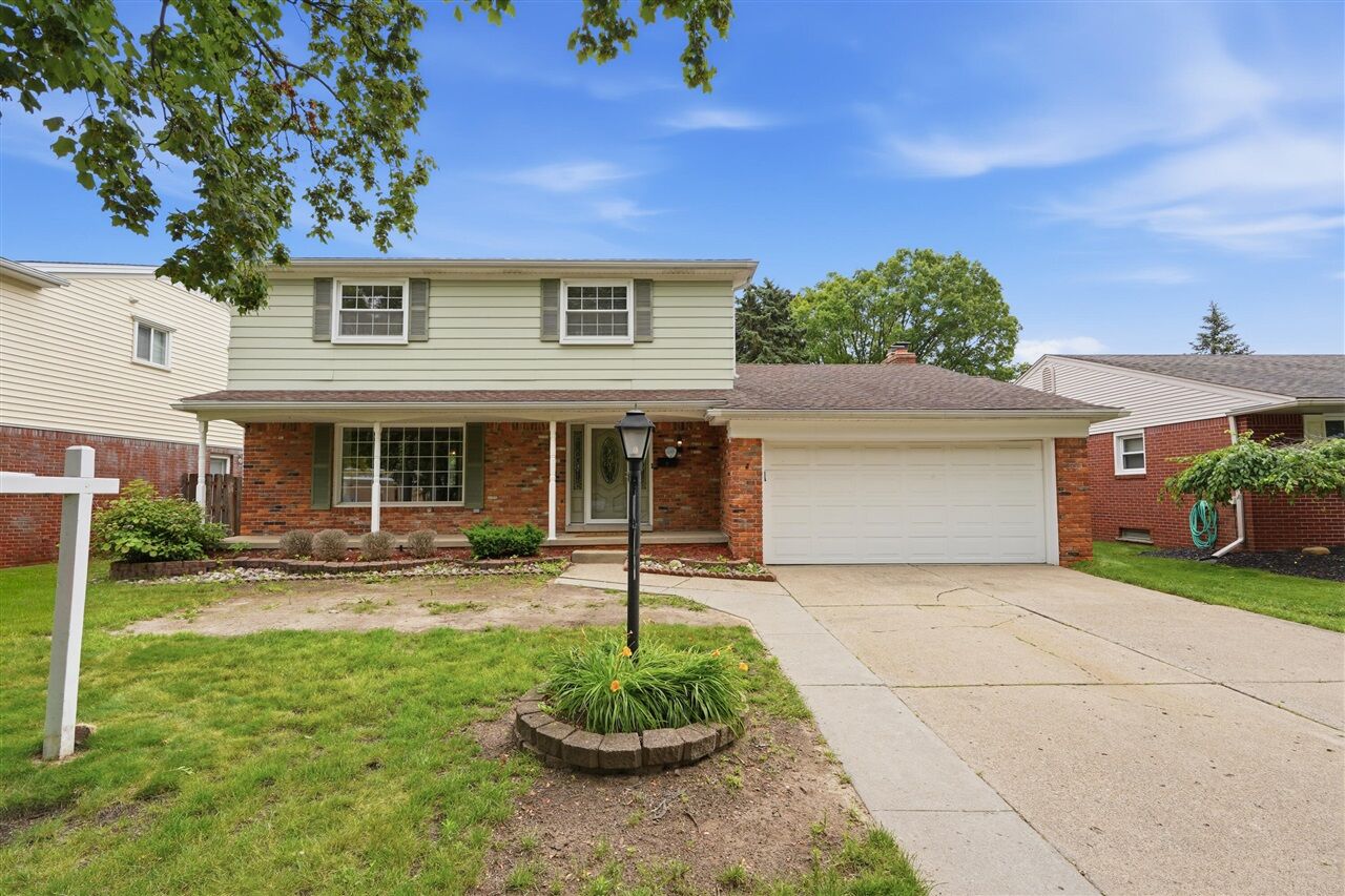 Property Photo:  14140 Hubbard Street  MI 48154-4160 
