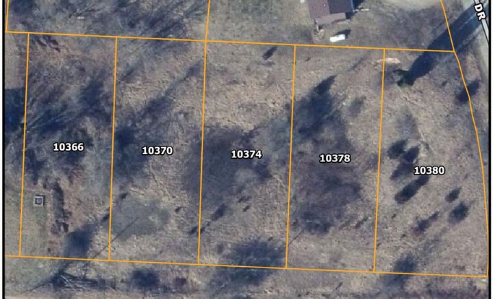 Property Photo:  10370 Heatherlawn Court  MI 49249 
