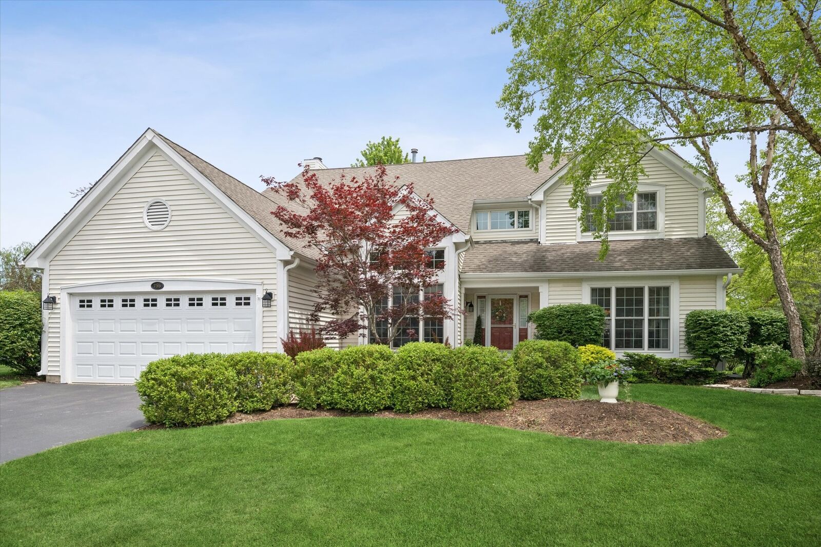 Property Photo:  755 Warwick Court  IL 60047 