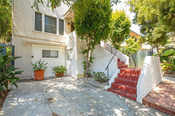 Property Photo: 2400 2402 Merton Avenue CA 90041