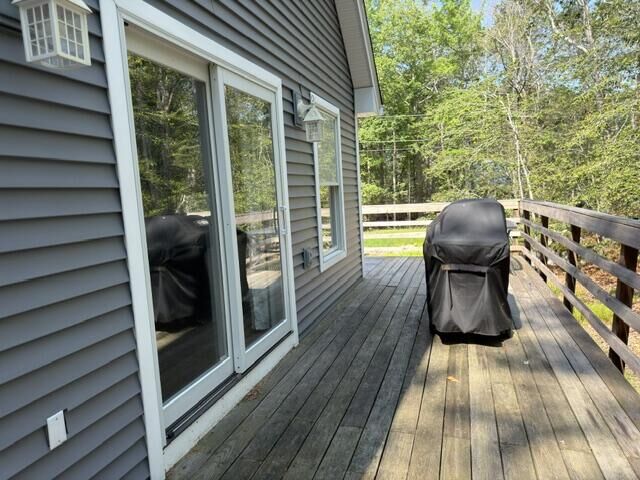 Property Photo:  6 Blueberry Lane  ME 04071 