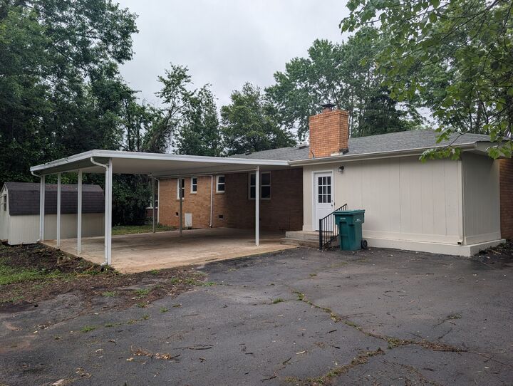 Property Photo:  114 Bel Aire Dr  TN 37398 