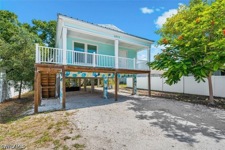 Property Photo: 2375 Bahia Vista Street FL 34239