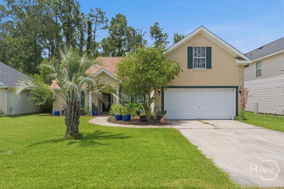 Property Photo:  725 Laurel Hill Circle  GA 31324 