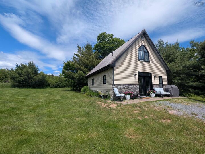 Property Photo:  8 Matts Way  NS B2T 1H9 