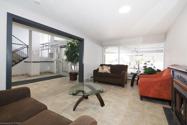 Property Photo: 58 Bridgeport Road E 806 ON N2J 4H5