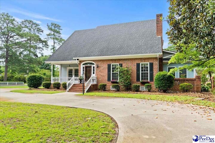Property Photo:  602 Cherokee Rd  SC 29501 