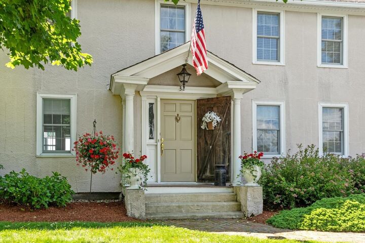 Property Photo:  32 Osgood Rd  MA 01564 