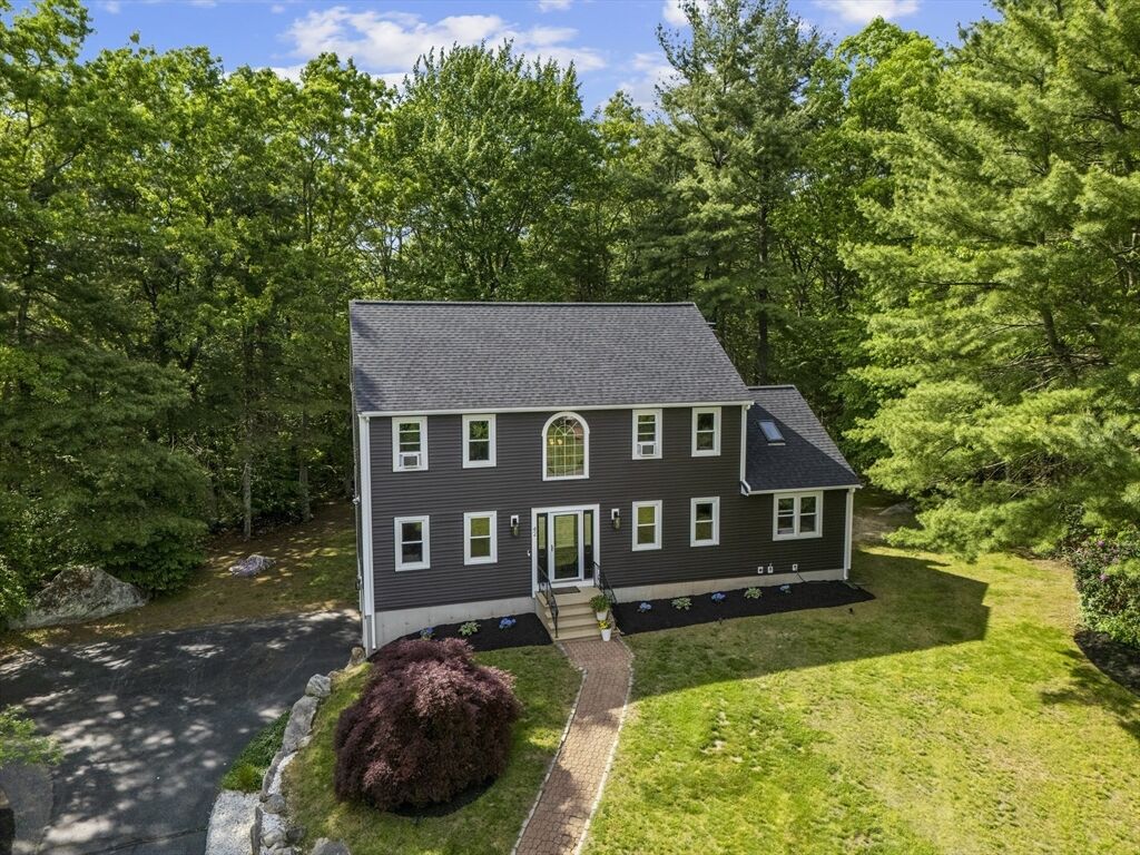 Property Photo:  42 Brookside Dr  MA 01569 