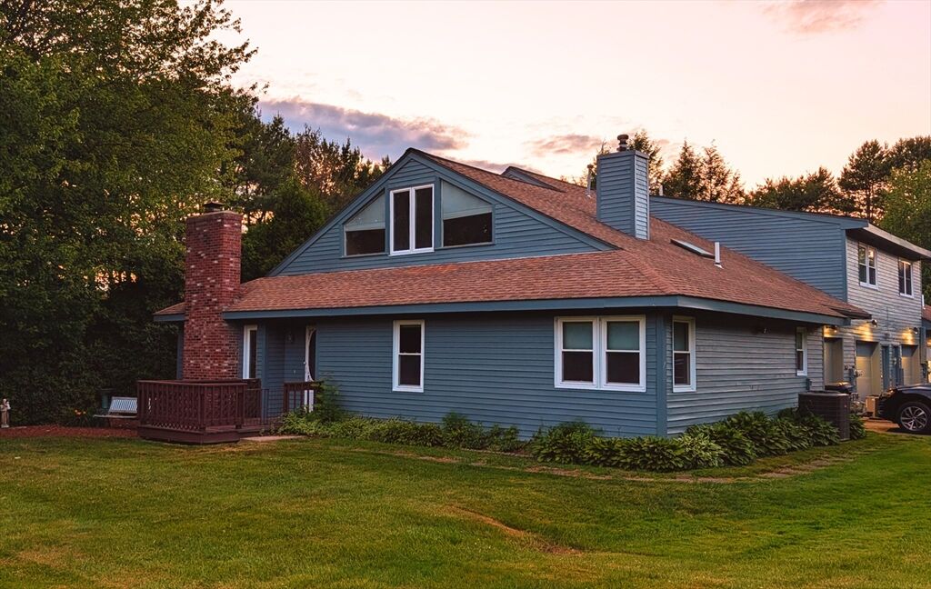 Property Photo:  28D Country Club Ln 28D  MA 01757 