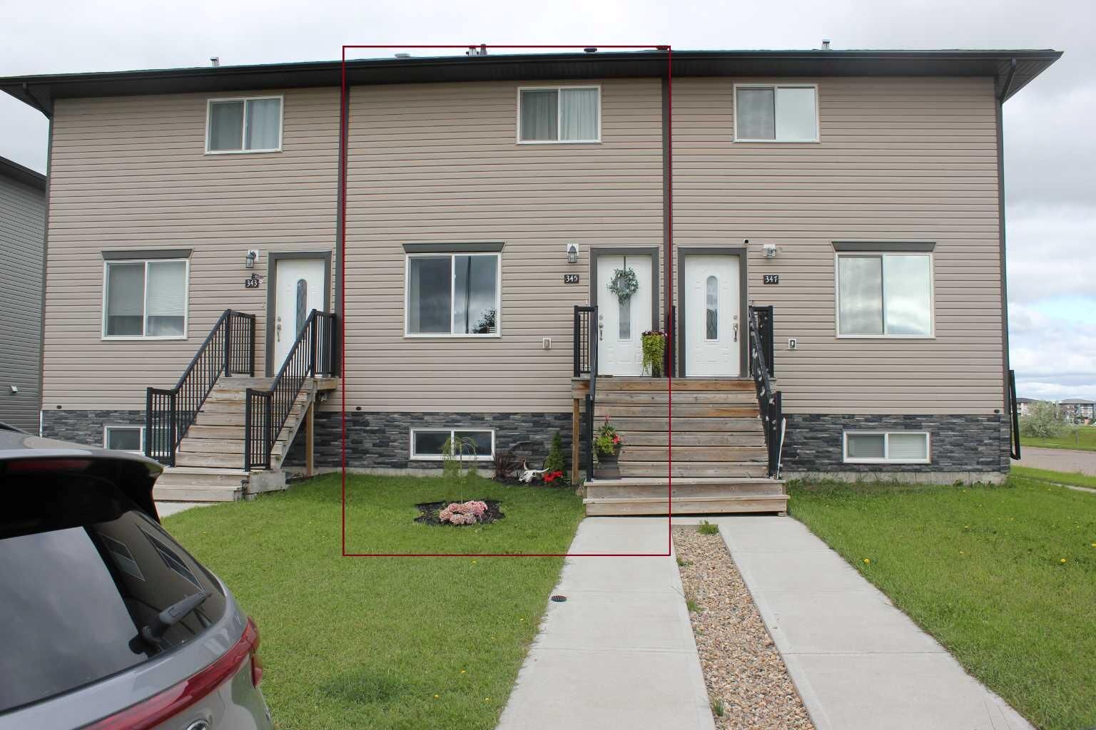 Property Photo:  345 17 Street E  AB T1R 1R3 