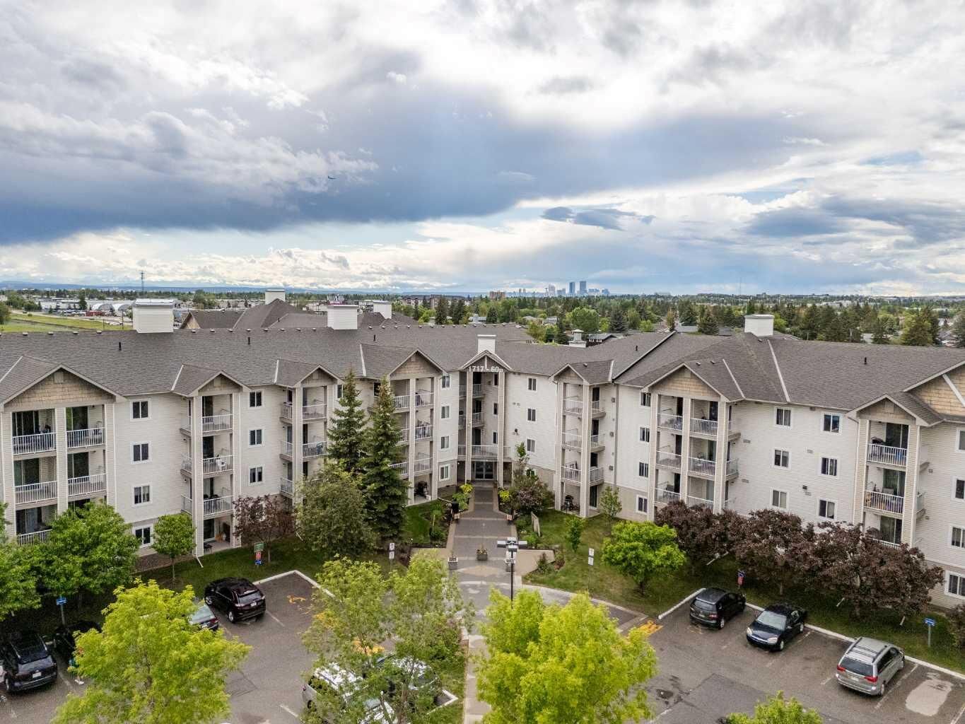 Property Photo: 1717 60 Street SE 146 AB T2A 7Y7