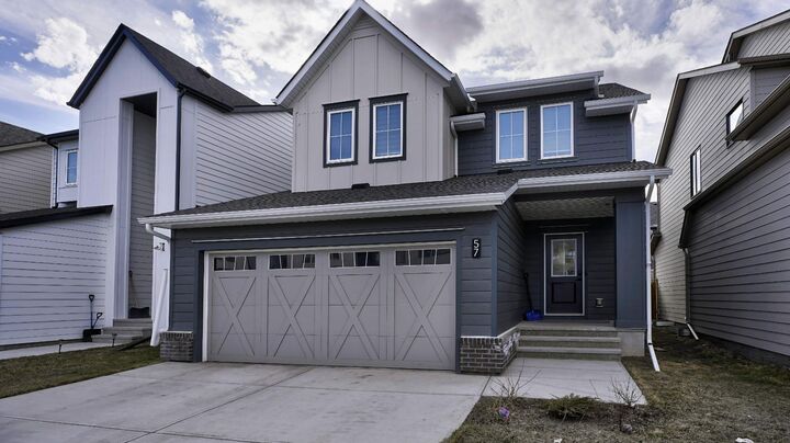 Property Photo: 57 Willow Green SW AB T4B 5M3