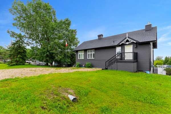 Property Photo: 39 Ridge Drive AB T0C 2J0