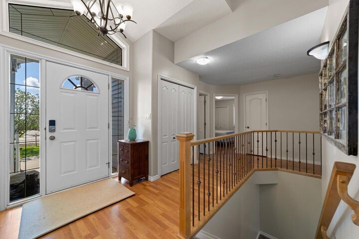 Property Photo:  313 Hanson Street  AB T0B 0J0 