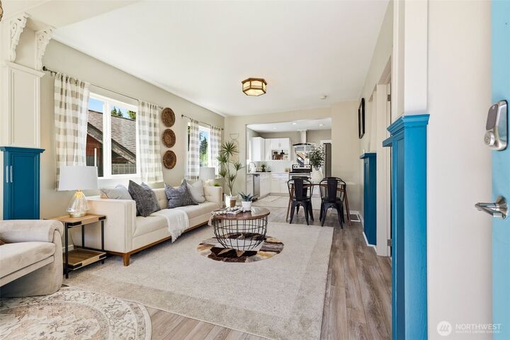 Property Photo:  8123  49th Avenue S  WA 98118 