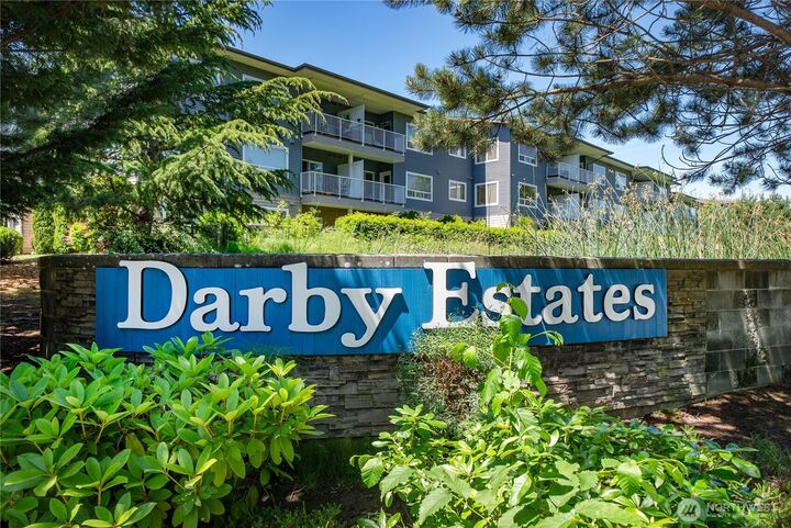 Property Photo:  504  Darby Drive 211  WA 98226 