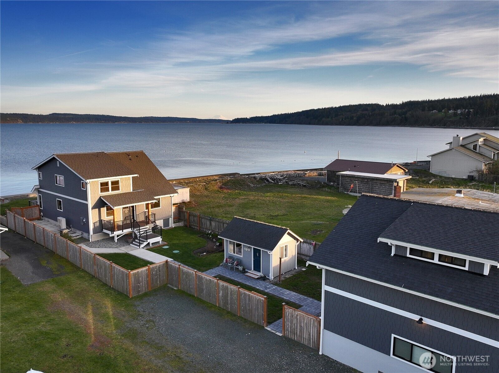 Property Photo: 2805 N Bluff Road WA 98253