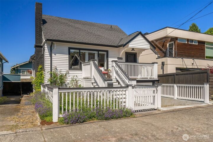 Property Photo: 6525 3rd Avenue NW WA 98117
