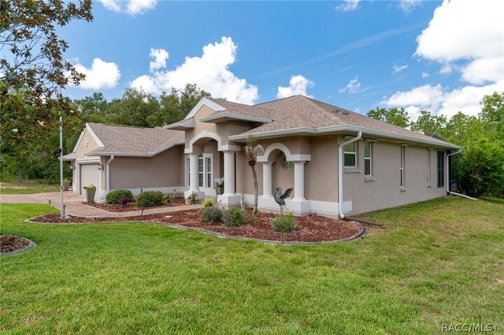 Property Photo:  12 Hackberry Drive  FL 34446 
