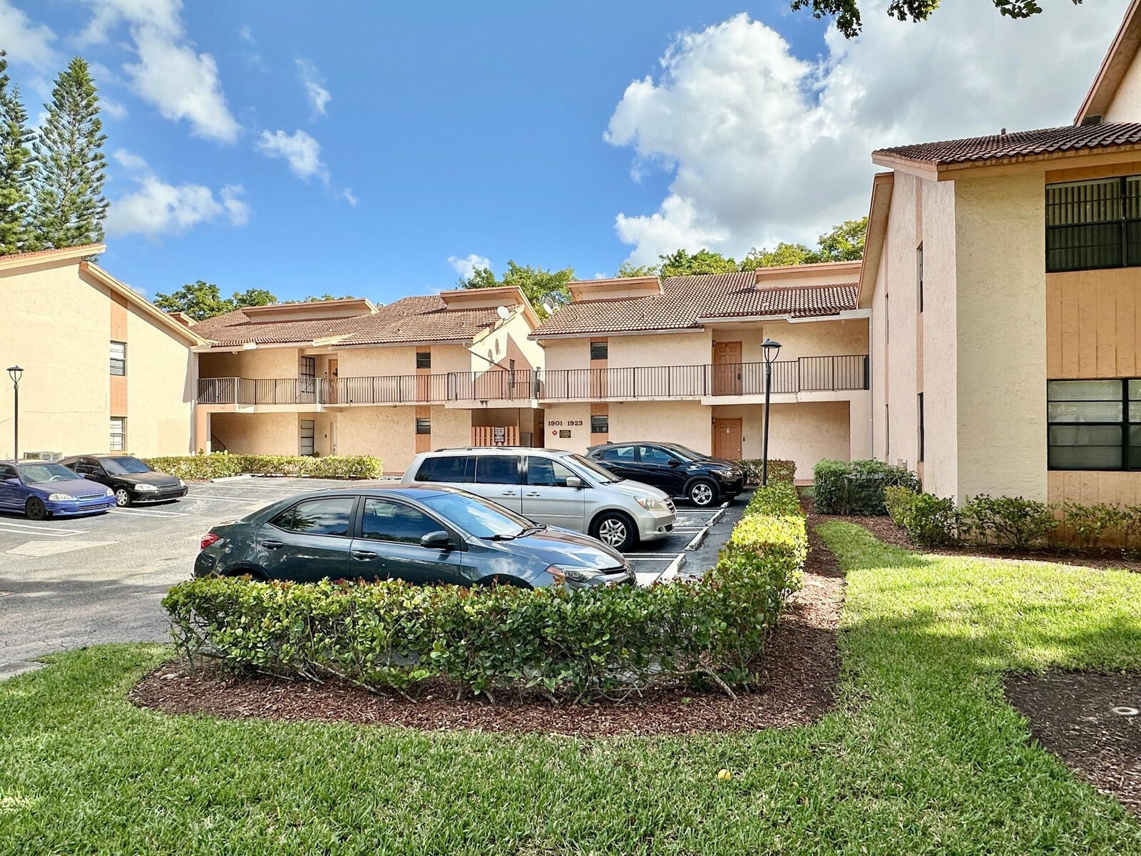 Property Photo: 1917 NW 94th Avenue 204A FL 33071