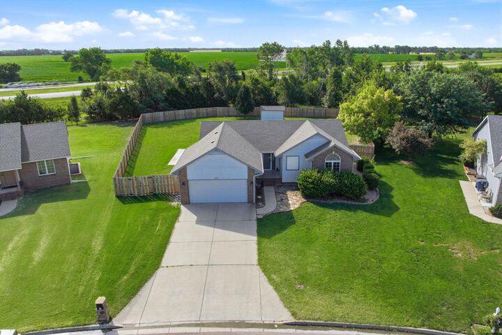 Photo de la propriété:  851 Meadowlark Ln  KS 67114 