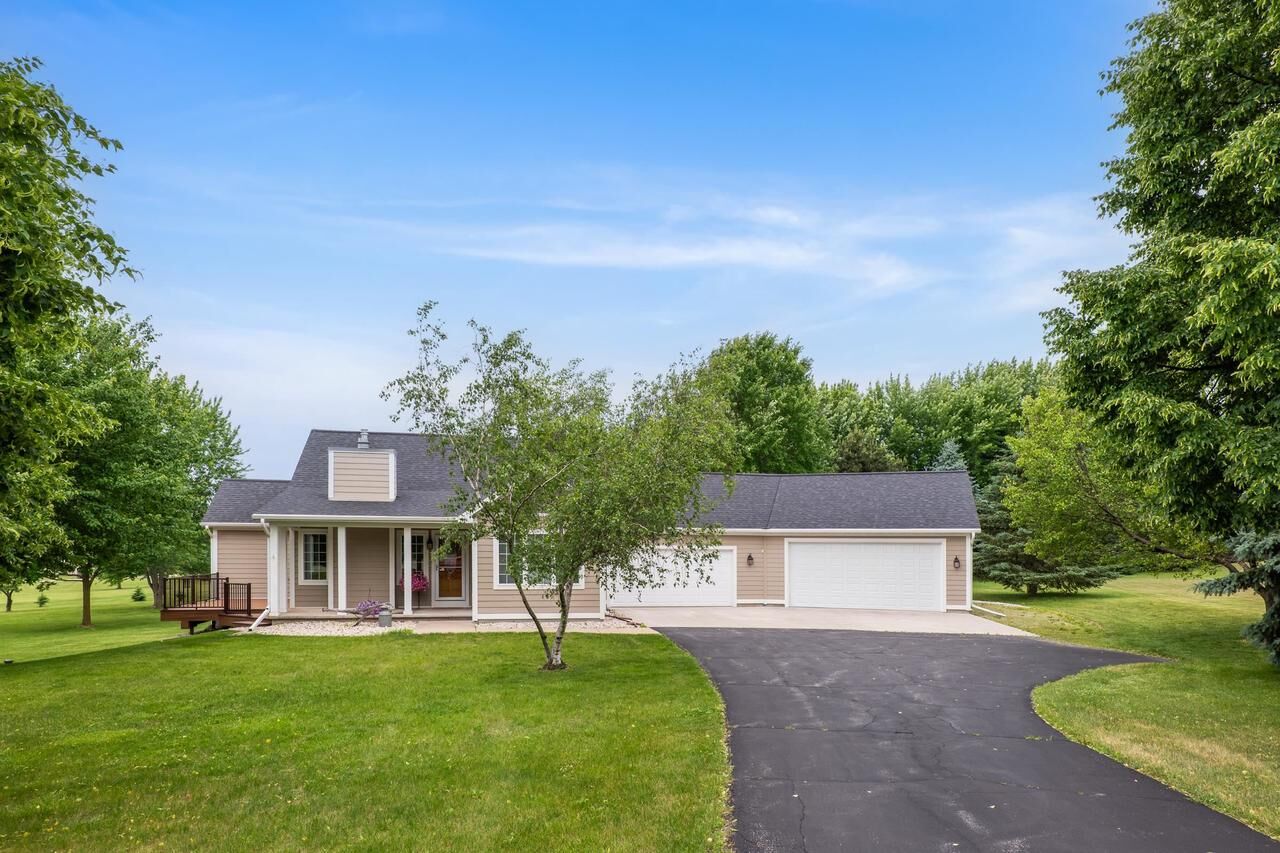 Property Photo:  N6015 Killdeer Lane  WI 54941 