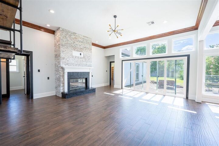 Property Photo: 4920 Westridge Park W Park LA 70605