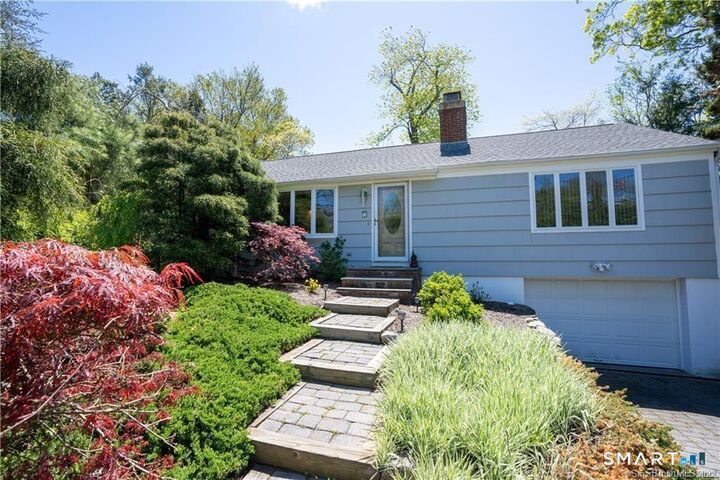 Property Photo:  34 Crescent Road  CT 06880 