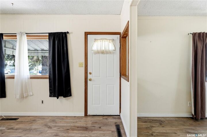 Property Photo: 100 Cruise Street SK S7N 2C1