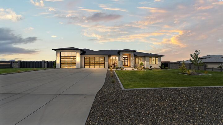 Property Photo:  15164 S Furlong Ln  WA 99338 