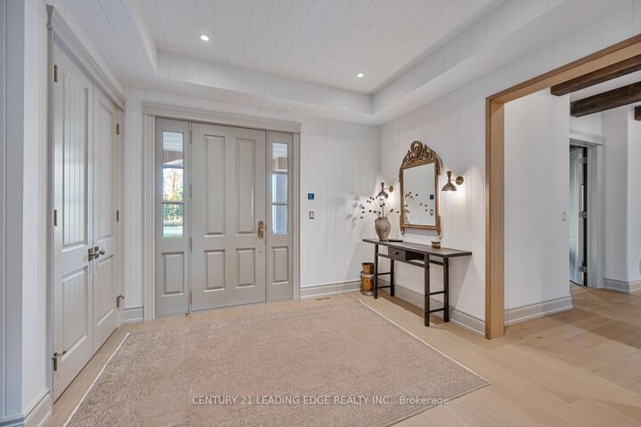 Photo de la propriété:  43 Newton Reed Crescent  ON L9P 0R3 