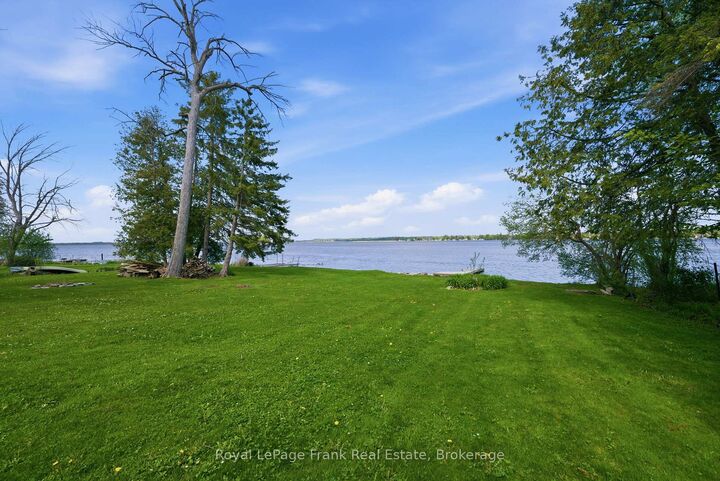 Property Photo: 54 Butternut Drive ON K9V 4R1