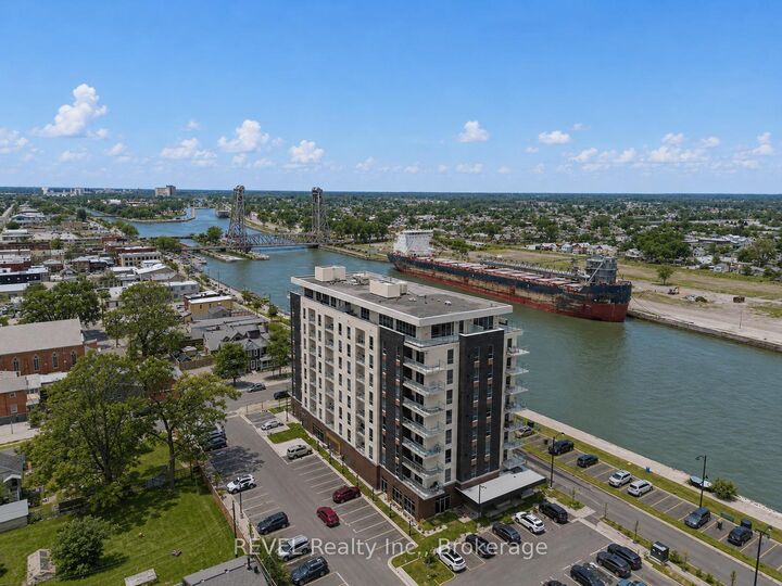 Property Photo:  118 West Street 605  ON L3K 4C9 