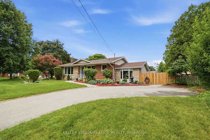 Property Photo:  81 Leaside Drive  ON L2M 4G7 