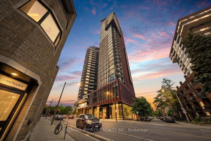 Property Photo: 32 Davenport Road 416 ON M5R 0B5
