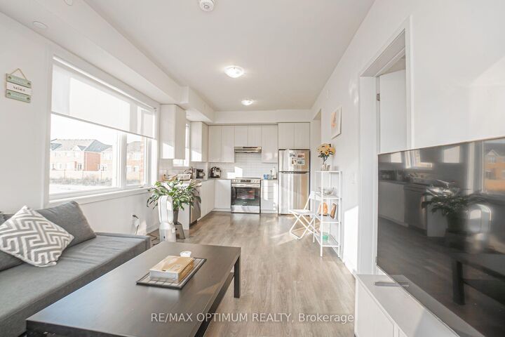 Property Photo:  62 Sky Harbour Drive 213  ON L6Y 6J2 