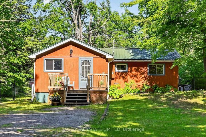 Property Photo: 420 Edwina Drive ON K0M 1A0