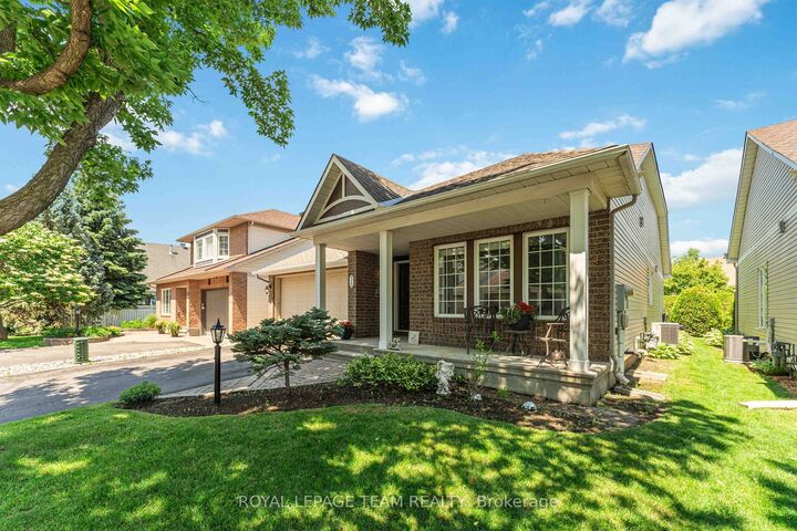 Property Photo: 38 Settler's Ridge Way ON K2J 4V2