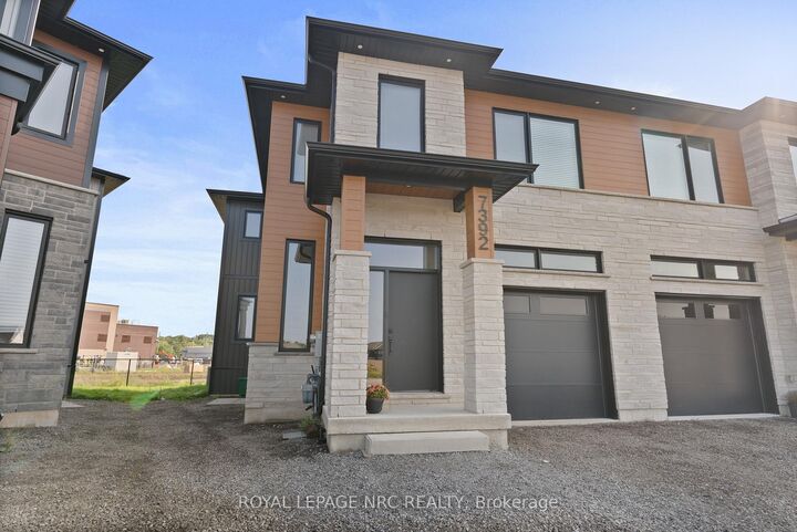 Property Photo:  7392 Splendour Drive  ON L2H 3V7 