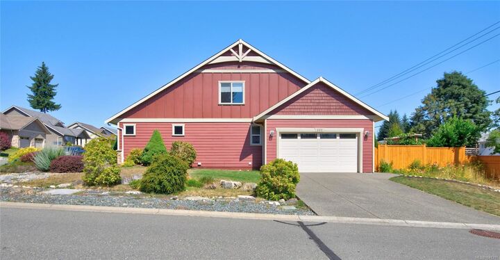 Property Photo: 303 Arden Rd #201 BC V9N 0A8