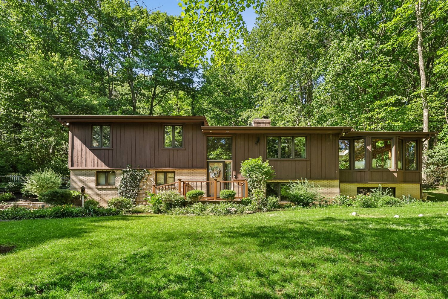 Property Photo: 4153 State Gamelands Road PA 15090