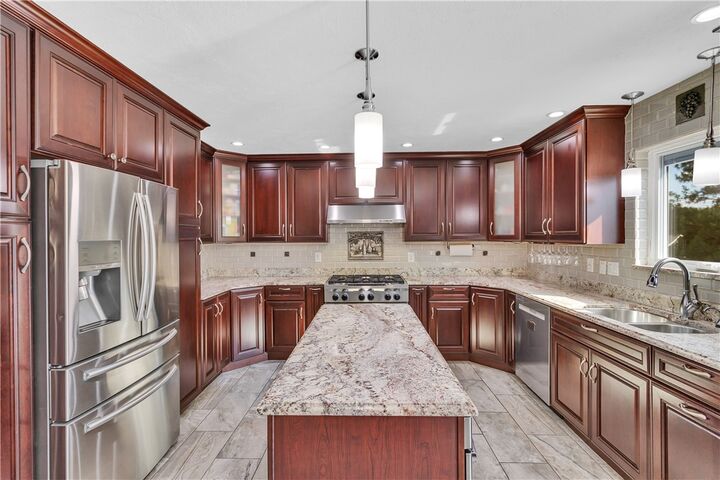 Property Photo:  420 Lexington Drive  PA 15601 