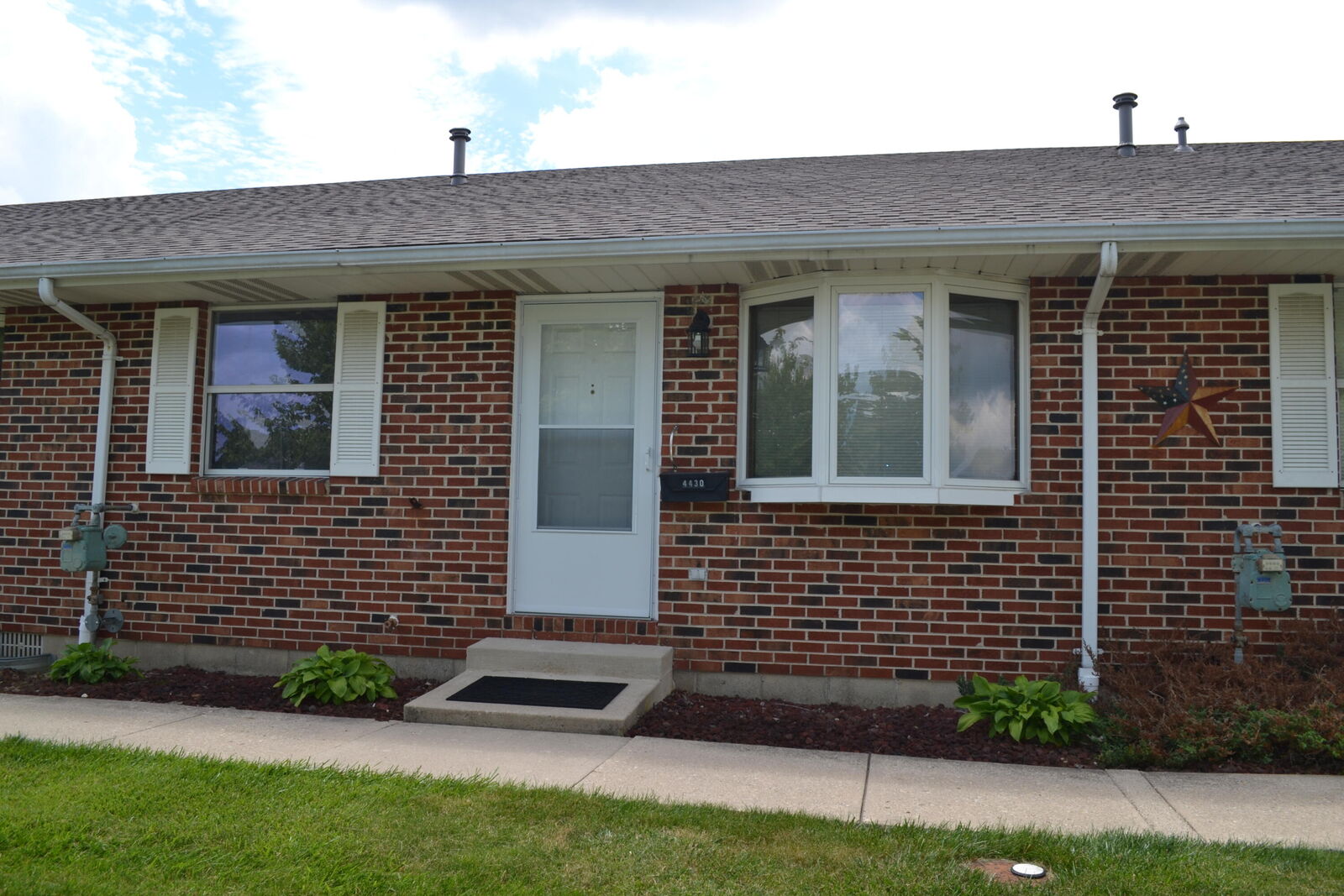 Property Photo:  4430 E Ridgewood Road  OH 45503 