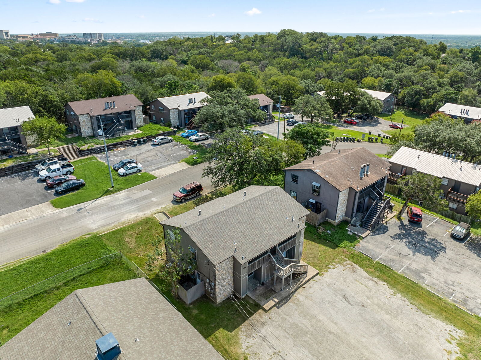 Property Photo:  608 Bracewood Circle  TX 78666 