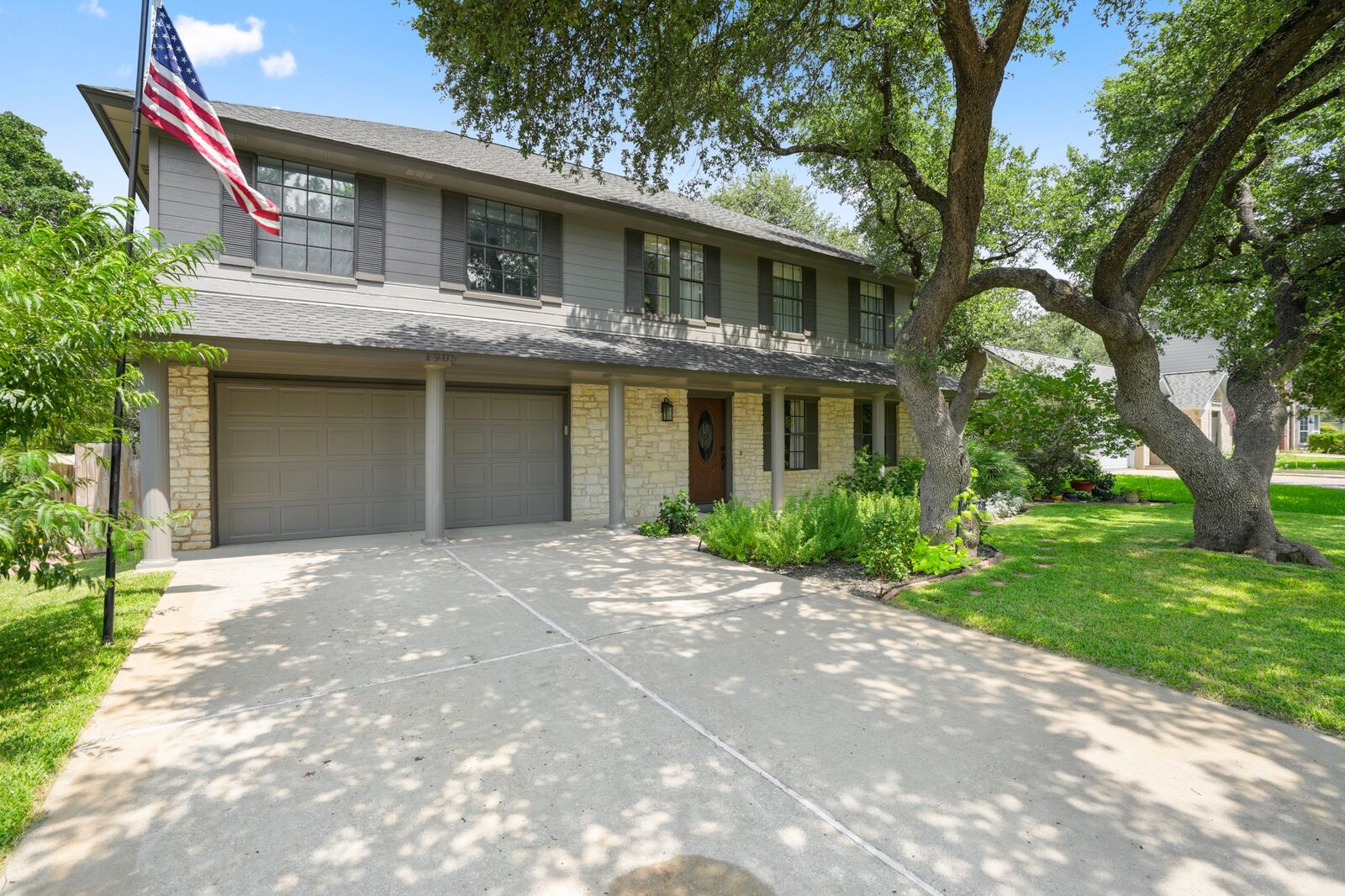 Property Photo:  1905 Petunia Street  TX 78613 