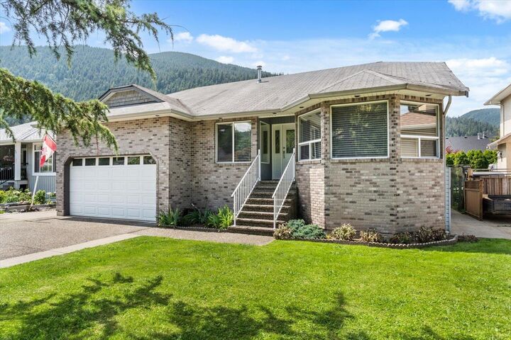 322 Miami River Drive — photo 1